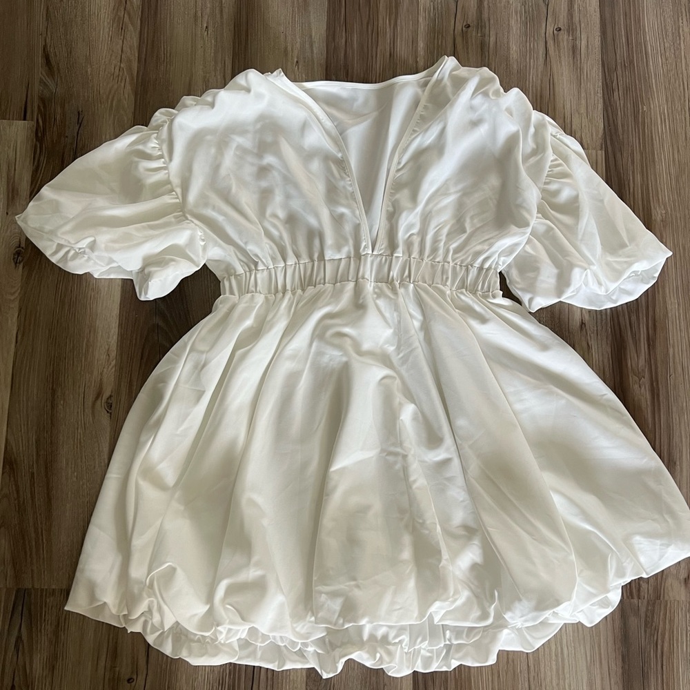 Shein bubble dress. White double lined.